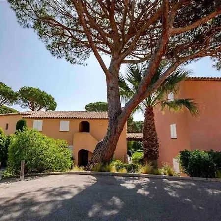 Pour 4 Personnes Appartamento Sainte-Maxime
